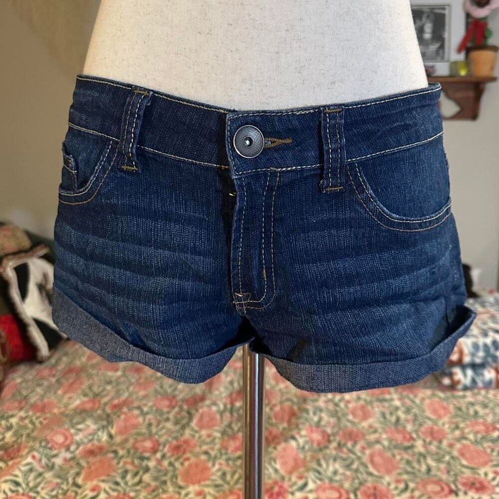 No Boundaries 00s Micro Mini Dark Wash Shorts